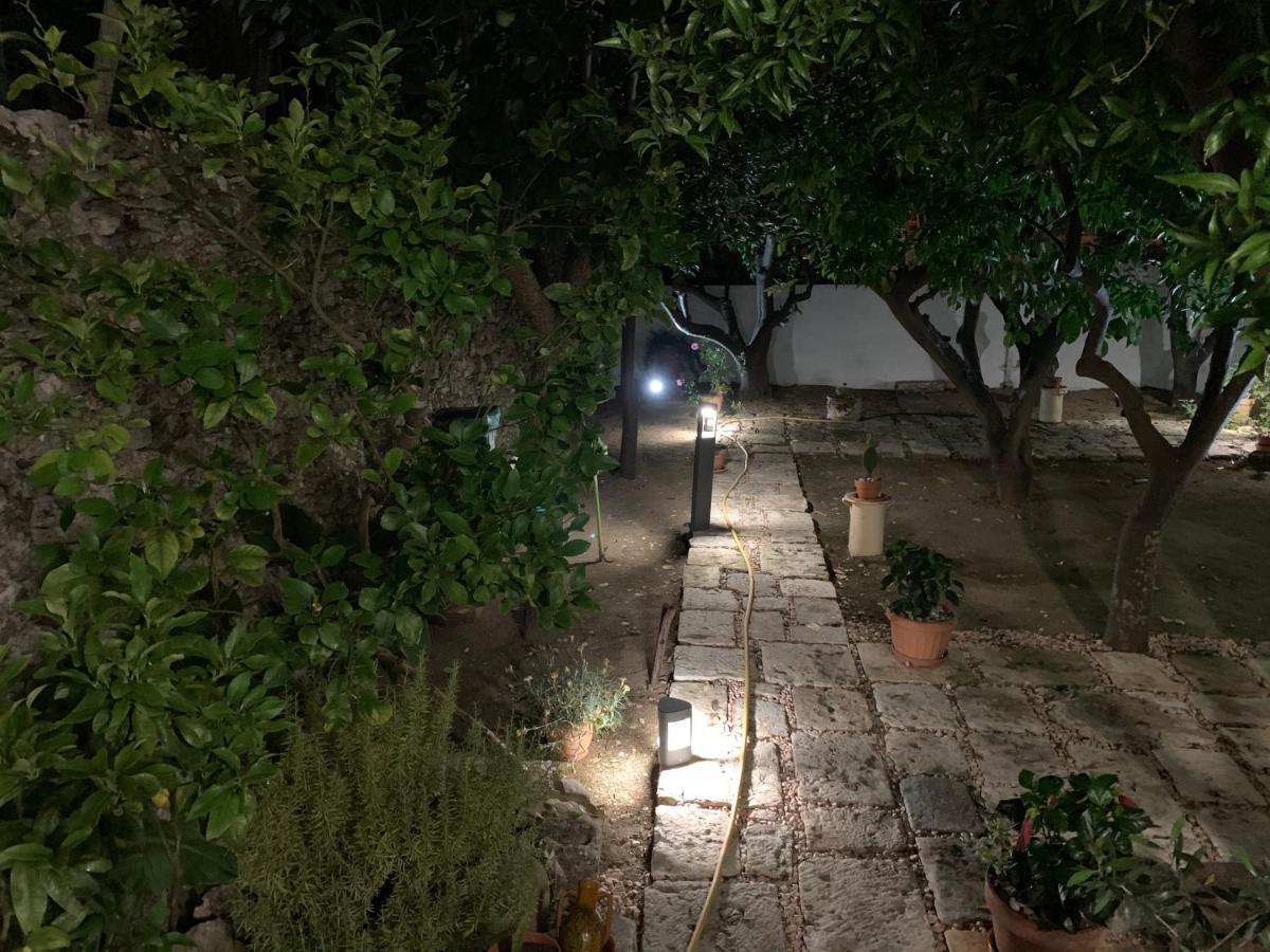 Dimora Le Zagare Apartment Ostuni Bagian luar foto